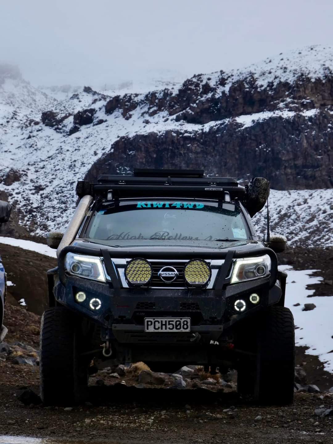 ROCKARMOR GT HOOP BULLBAR TO SUIT NISSAN NAVARA NP300 2015 - CURRENT